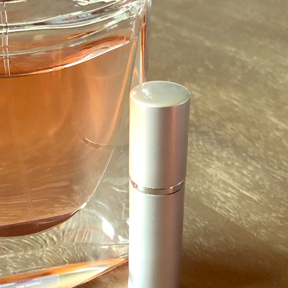 .17oz Lancome La vie est bell EDP Atomizer!